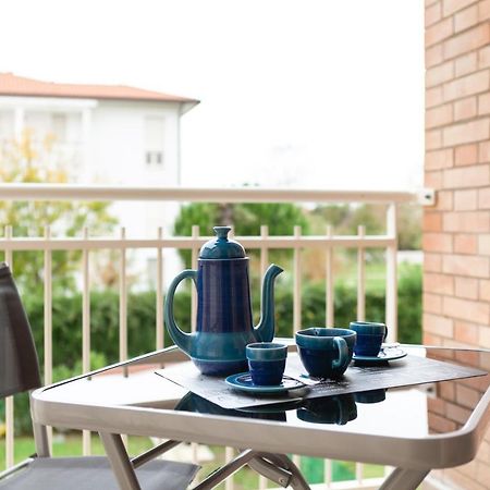 Ferienwohnung Seaside Flat With Swimming Pool And Private Parking Calambrone Exterior foto